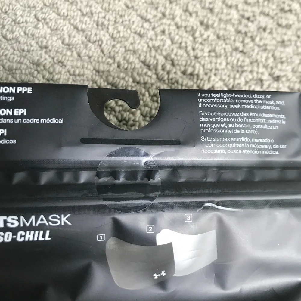 Under Armour Unisex Sportsmask